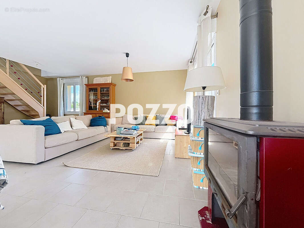 Maison à LINGREVILLE