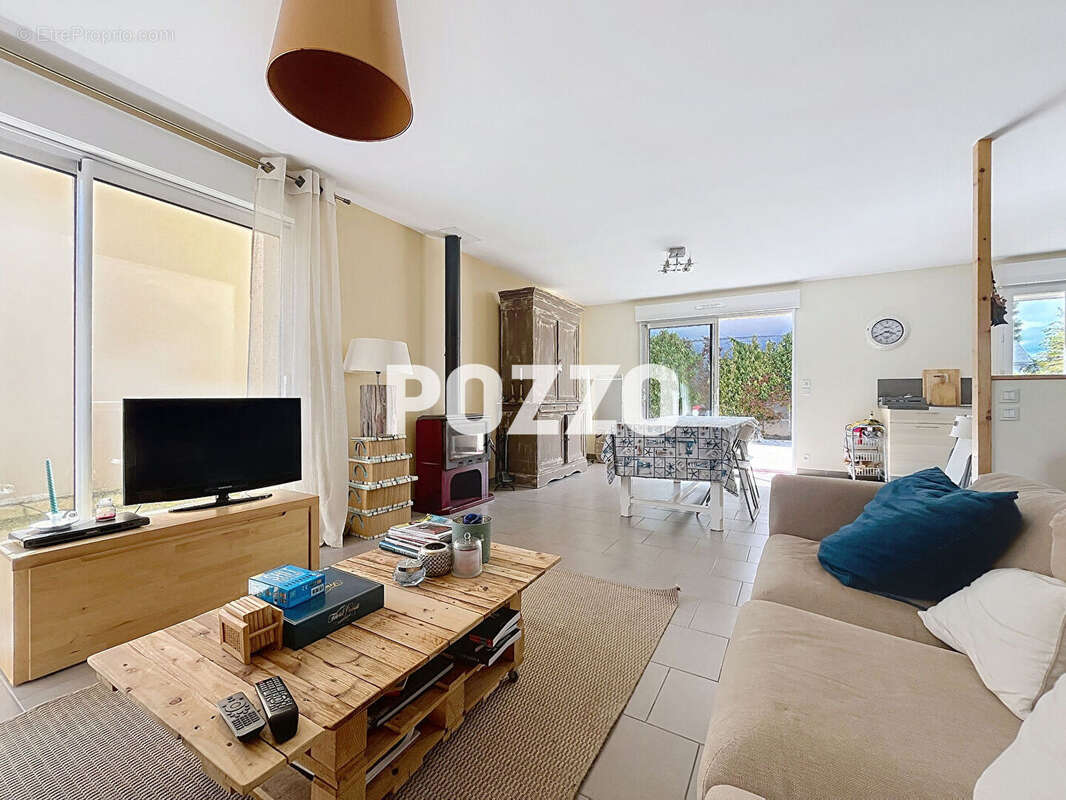 Maison à LINGREVILLE