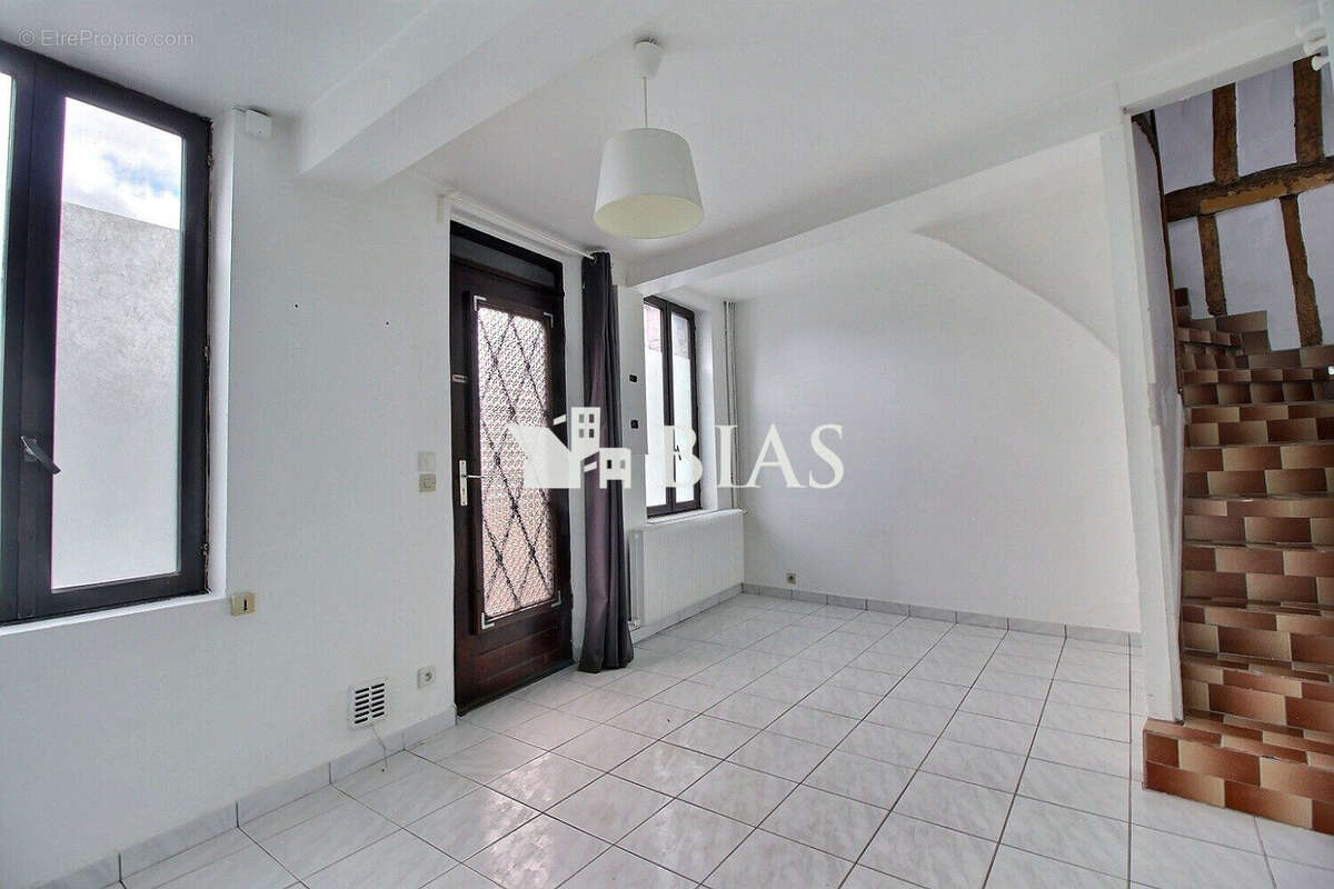 Maison à PONT-DE-L&#039;ARCHE