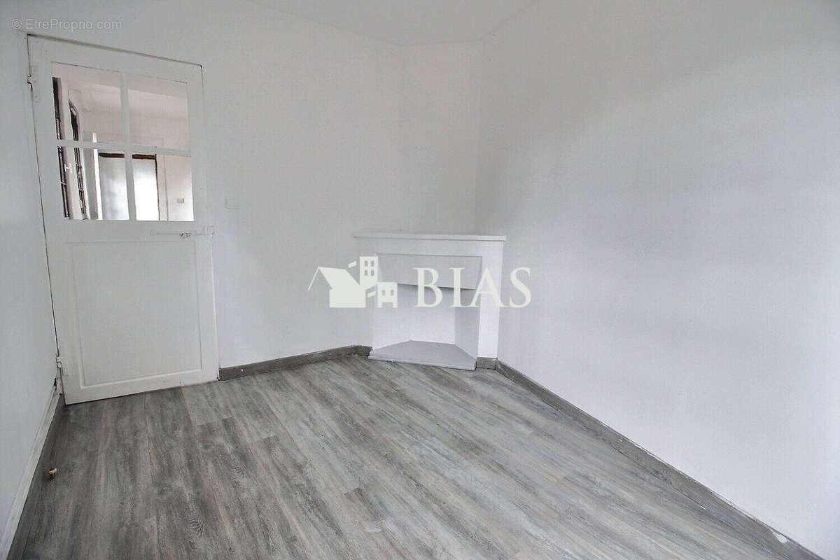 Maison à PONT-DE-L&#039;ARCHE