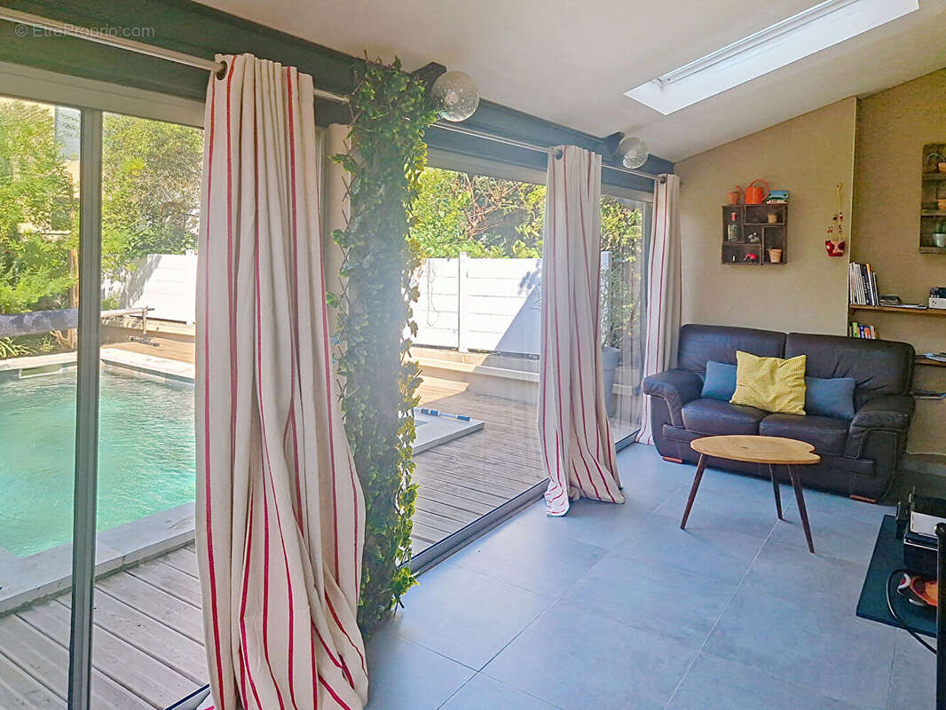 Maison à LES ANGLES