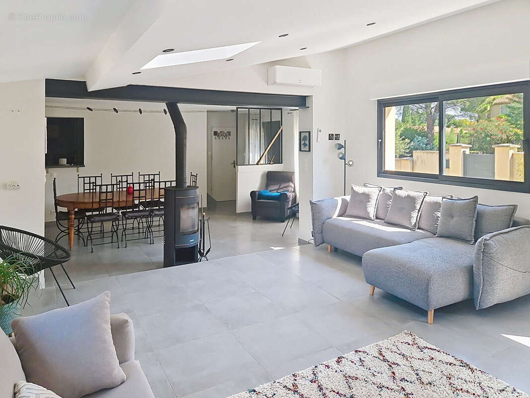 Maison à LES ANGLES