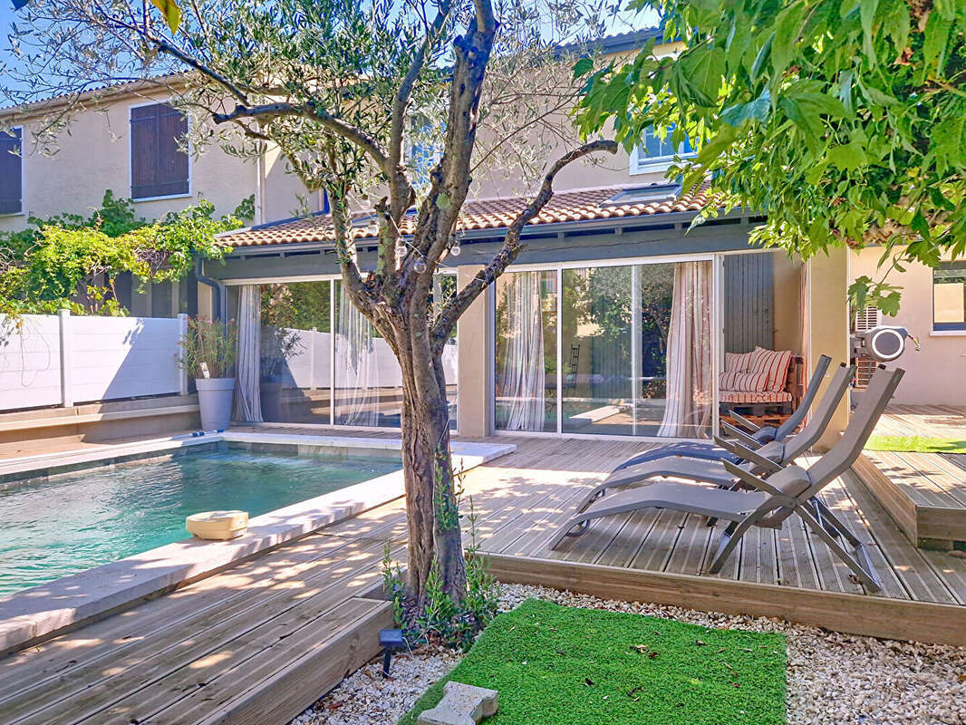 Maison à LES ANGLES