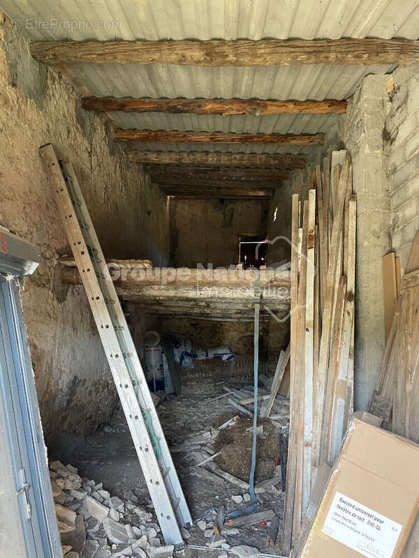 Maison à SAINT-JULIEN