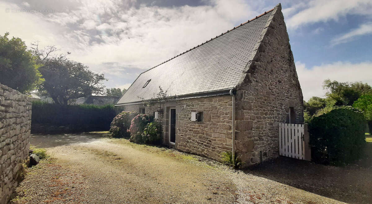 Maison à PLONEOUR-LANVERN