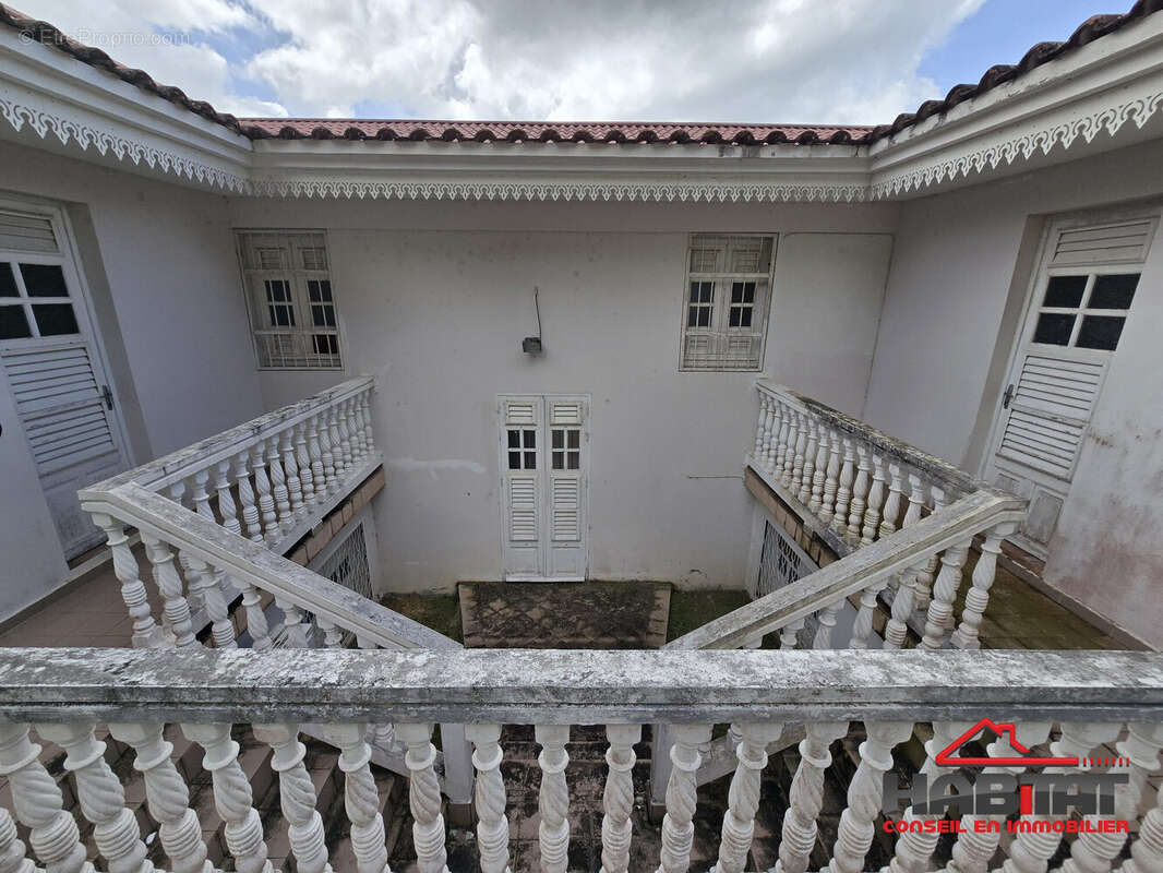 Maison à FORT-DE-FRANCE