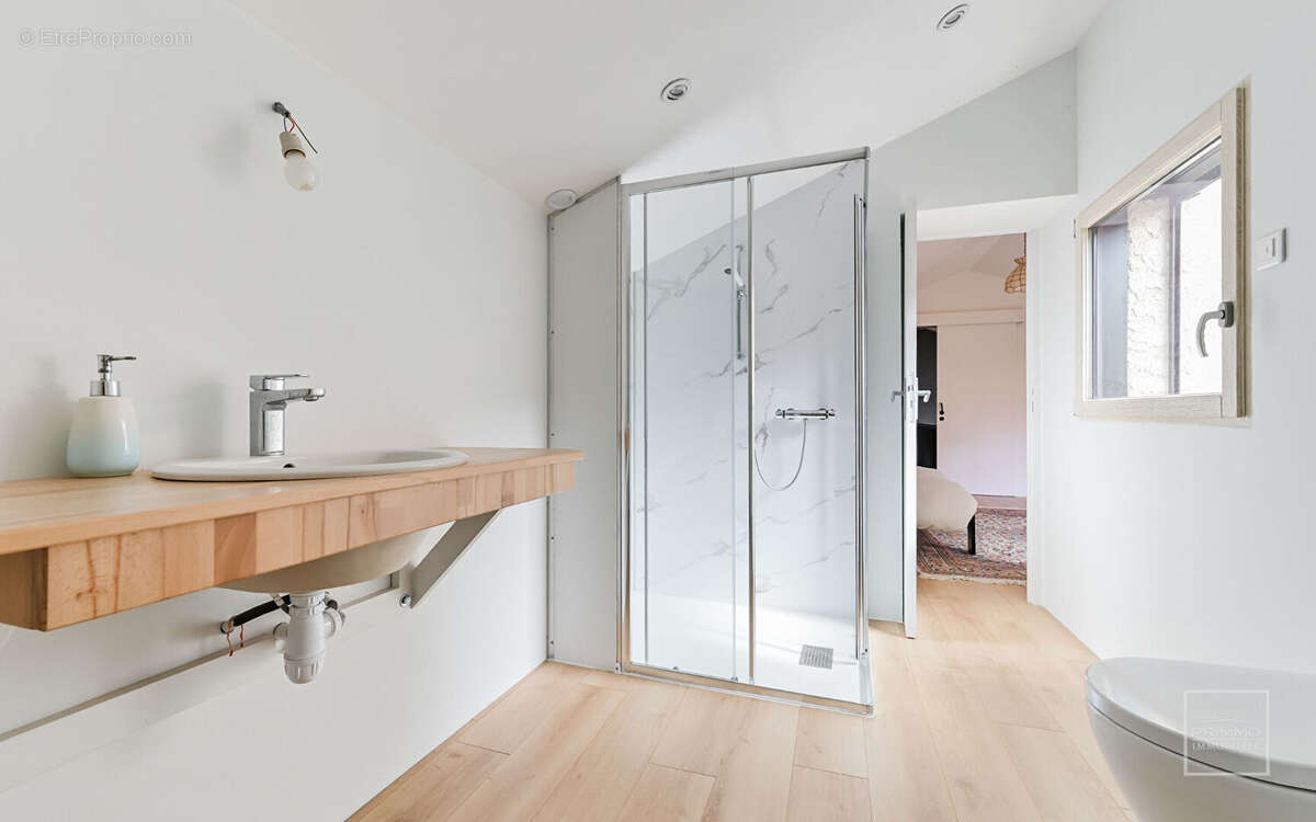 Maison à SAINT-CYR-AU-MONT-D&#039;OR