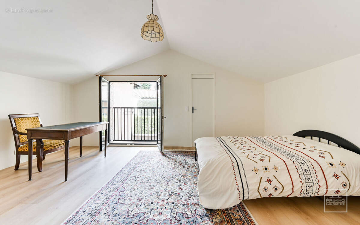 Maison à SAINT-CYR-AU-MONT-D&#039;OR