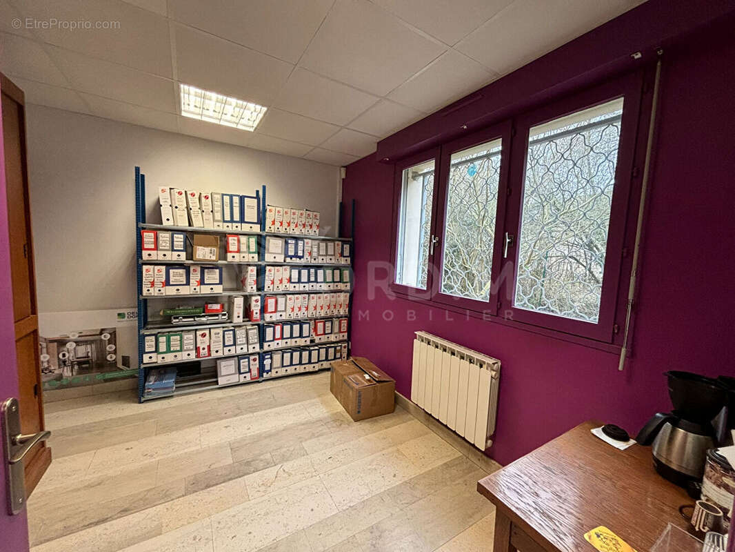 Commerce à TONNERRE