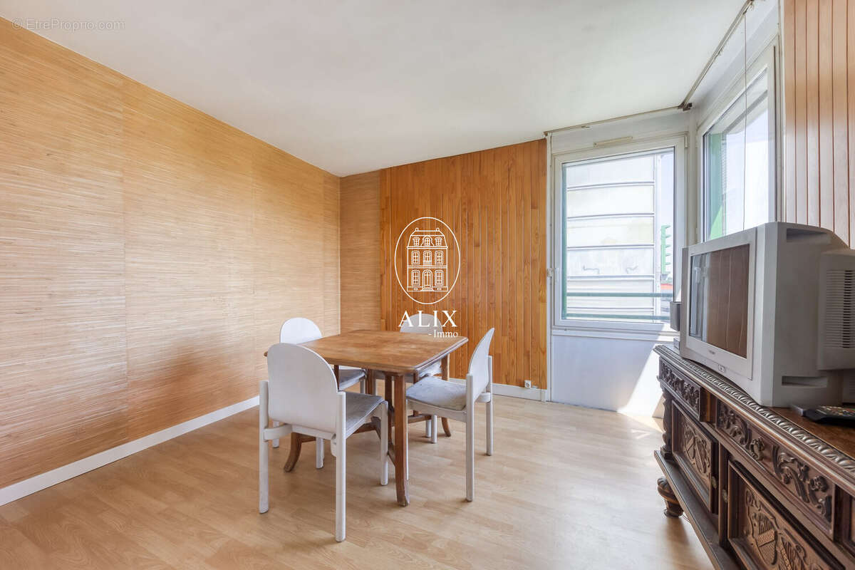 Salle à manger (ou 4ème chambre) - Appartement à MASSY