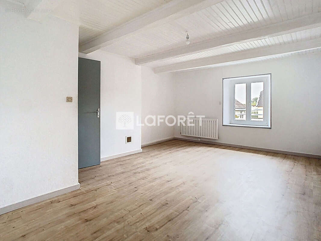 Maison à BLESSONVILLE