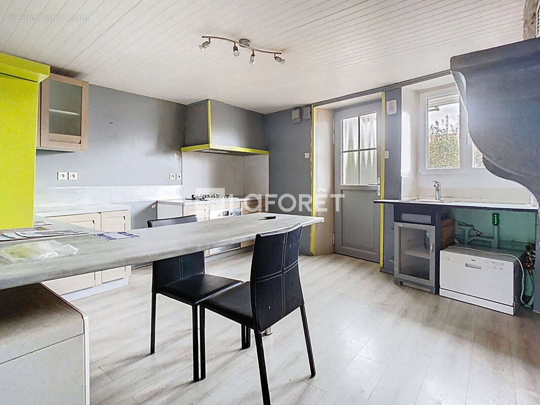 Maison à BLESSONVILLE