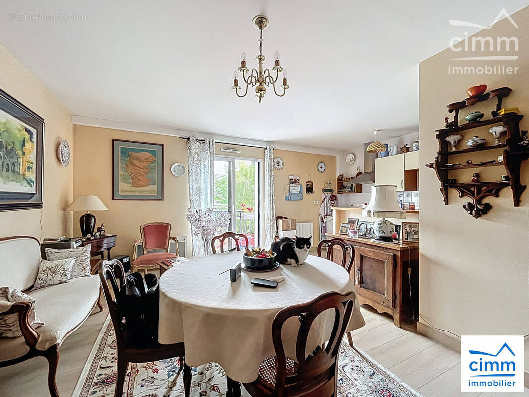 Appartement à NOYAL-CHATILLON-SUR-SEICHE