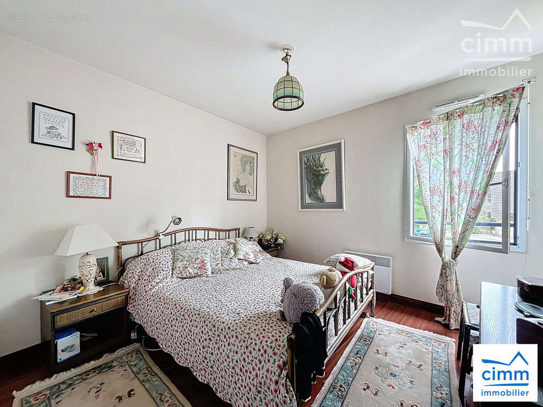 Appartement à NOYAL-CHATILLON-SUR-SEICHE