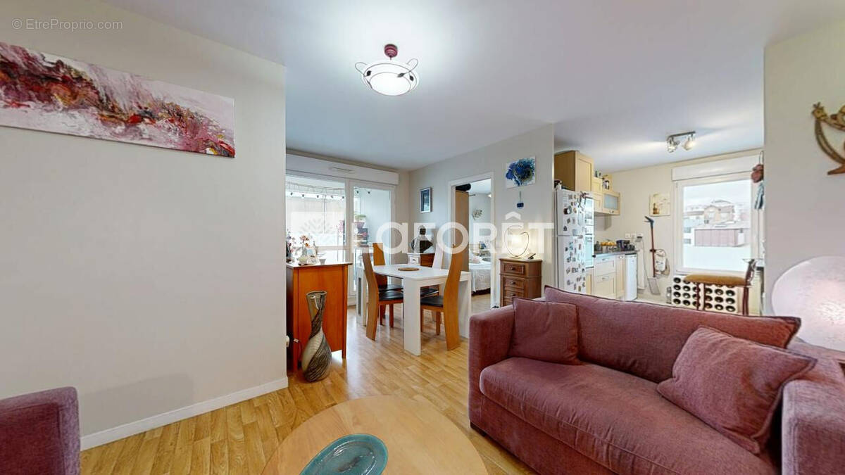 Appartement à NANTERRE