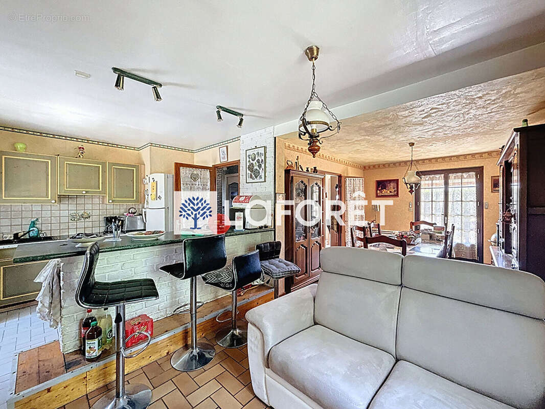 Maison à QUEVREVILLE-LA-POTERIE