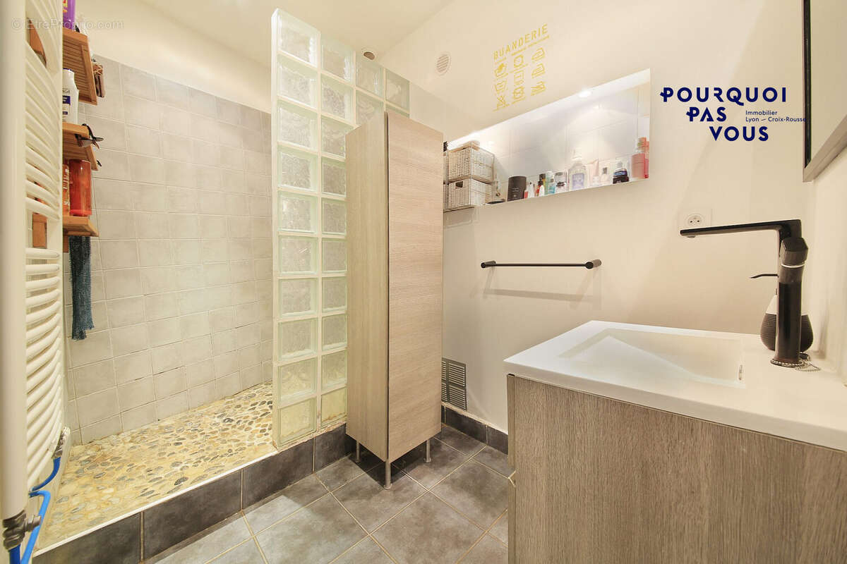 Appartement à LYON-1E