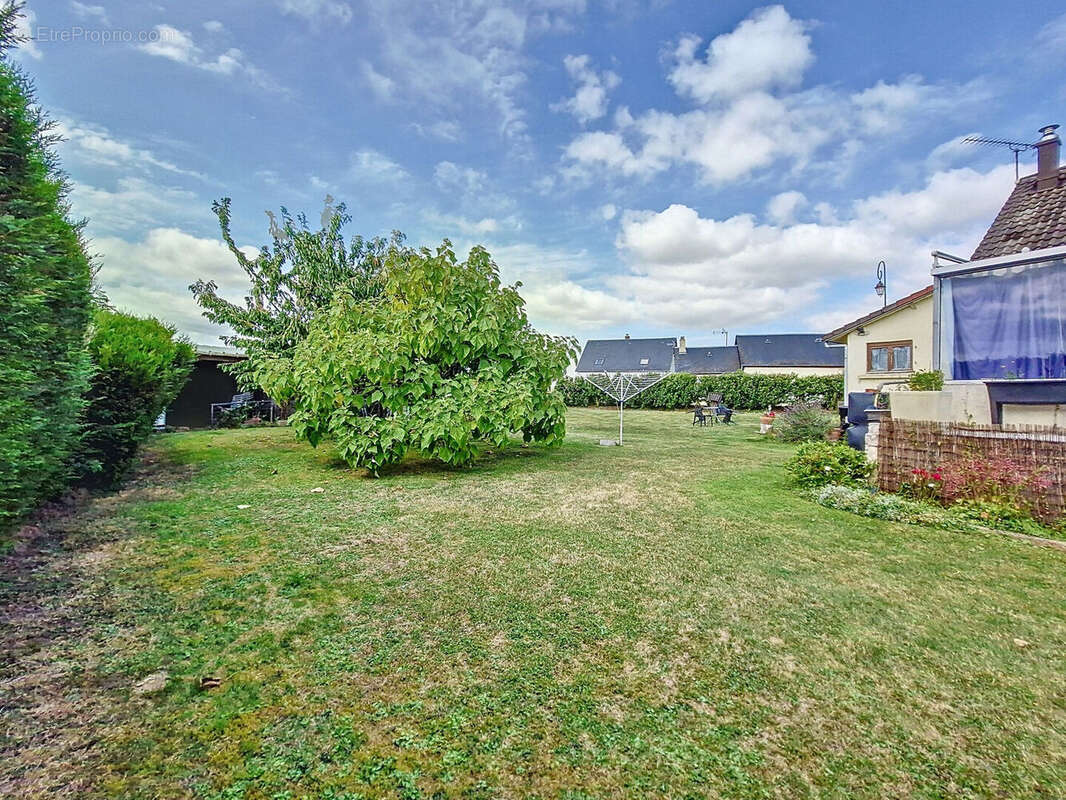 Maison à SAINT-CLAIR-SUR-EPTE