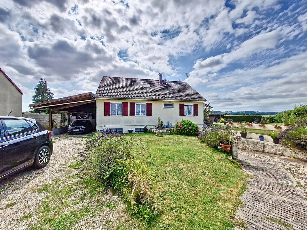 Maison à SAINT-CLAIR-SUR-EPTE