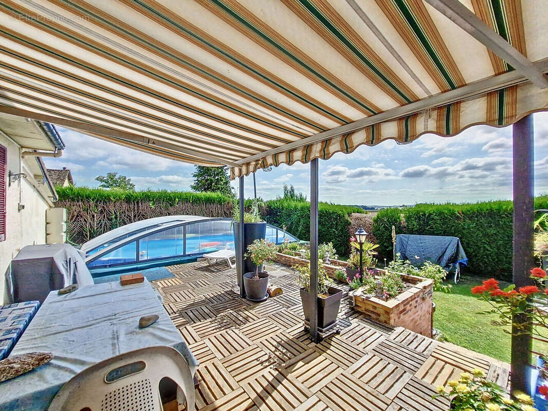 Maison à SAINT-CLAIR-SUR-EPTE