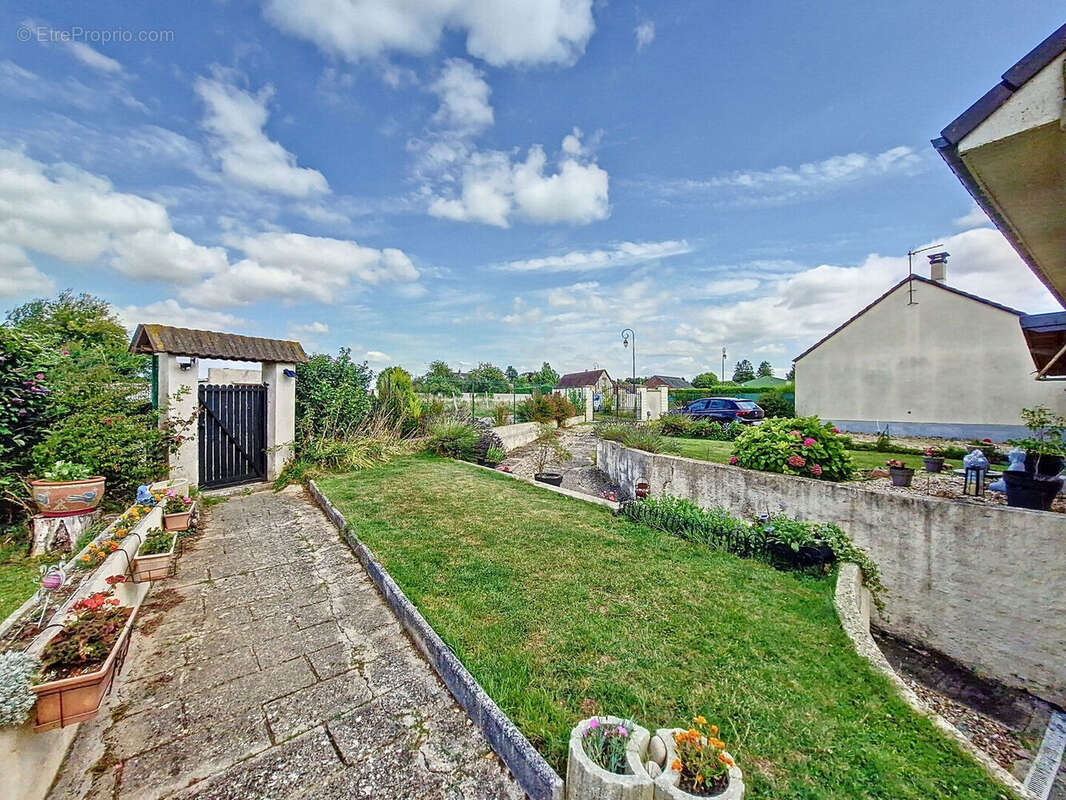 Maison à SAINT-CLAIR-SUR-EPTE