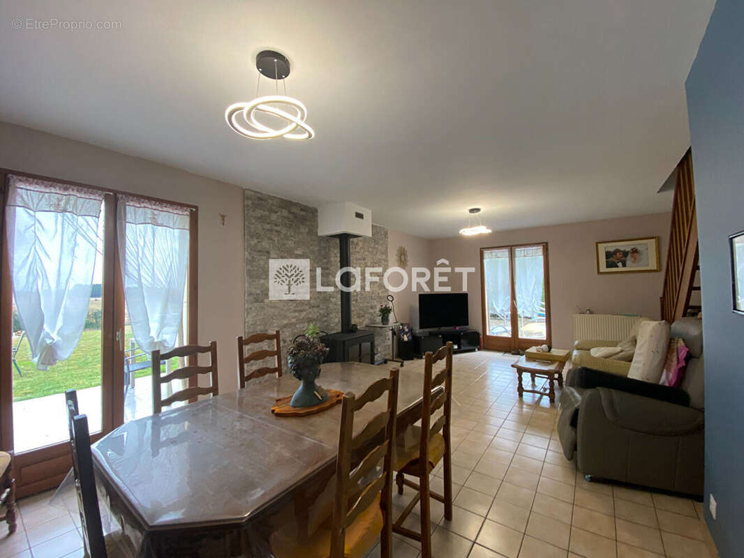 Maison à GRAINVILLE-SUR-RY