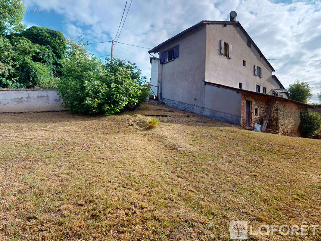 Maison à LE PERREON