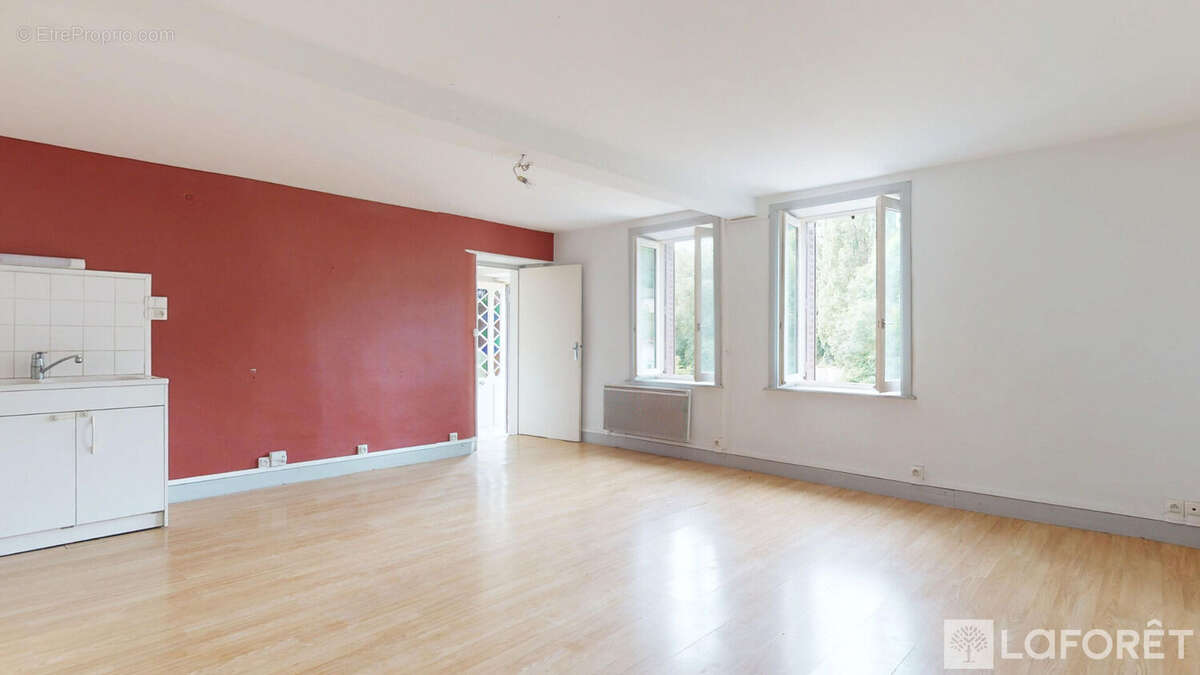 Maison à LE PERREON