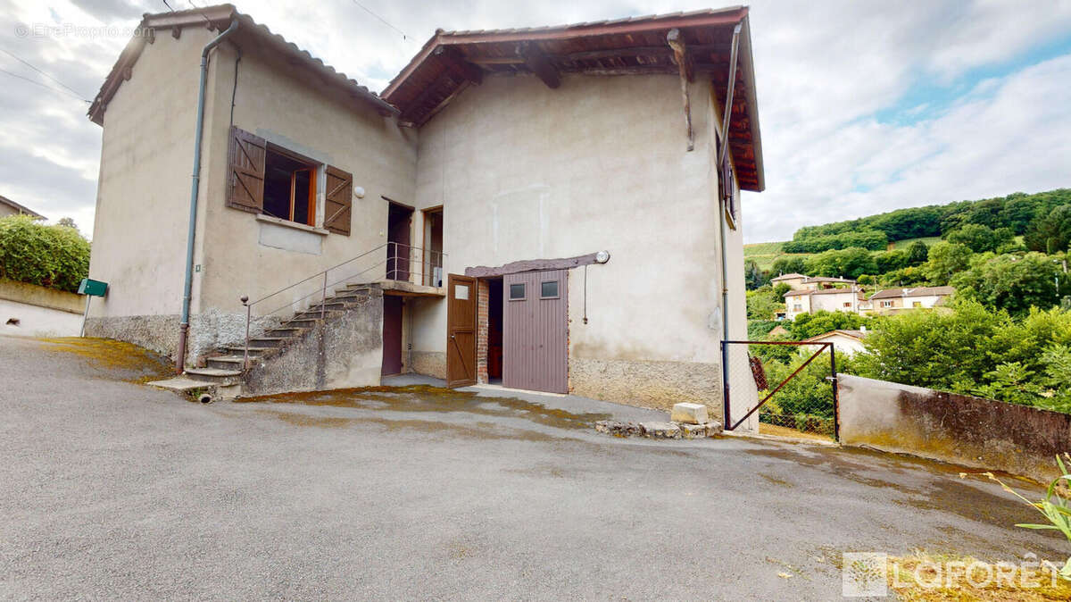 Maison à LE PERREON