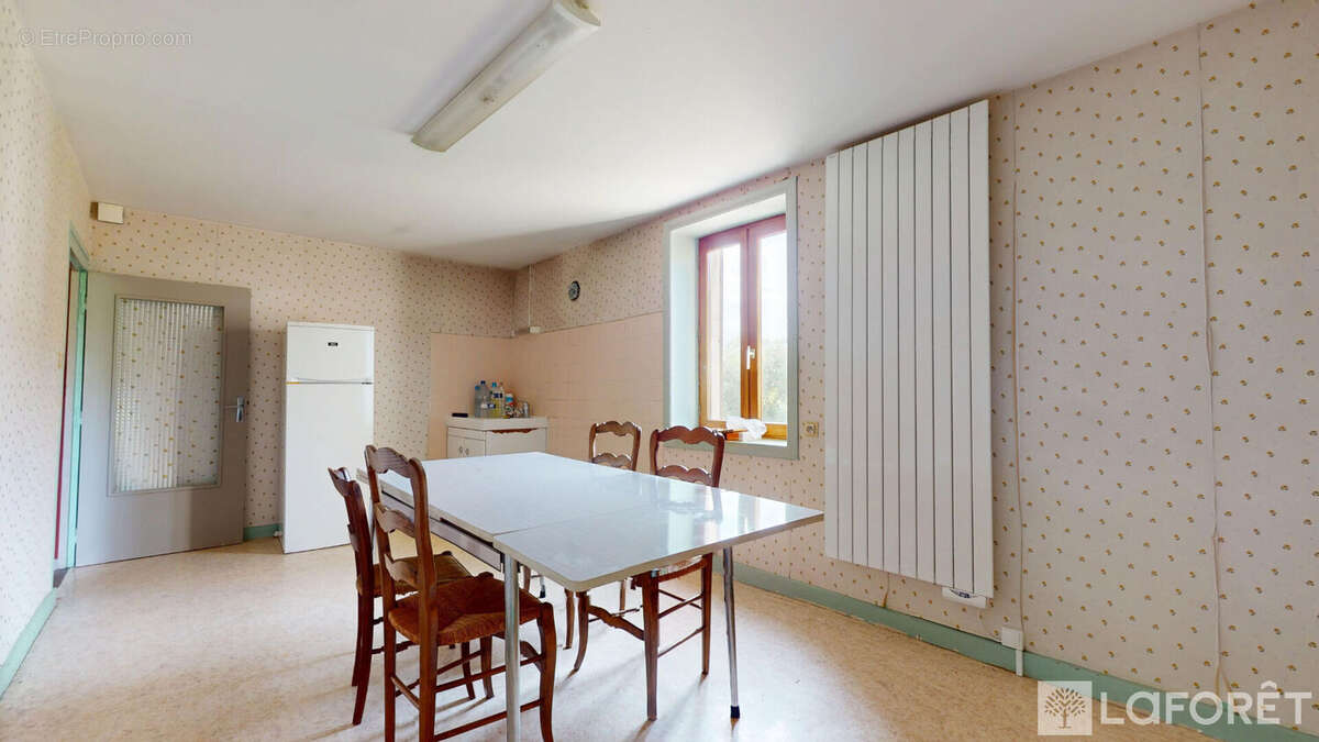 Maison à LE PERREON