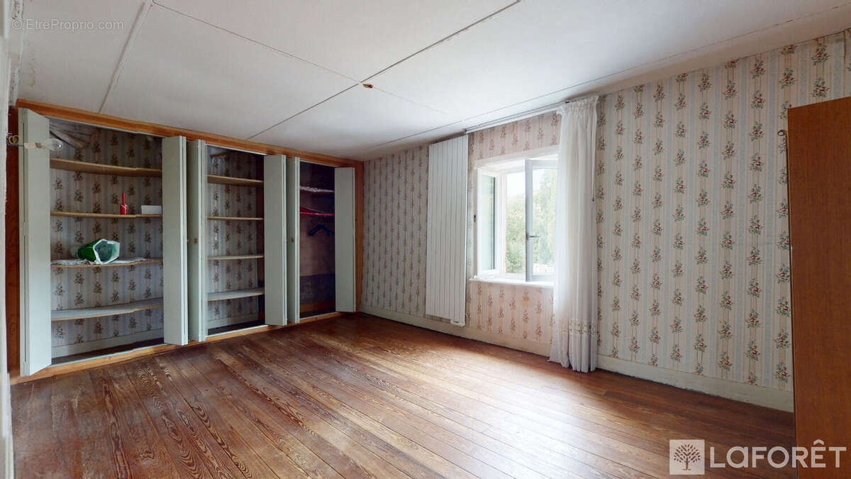 Maison à LE PERREON