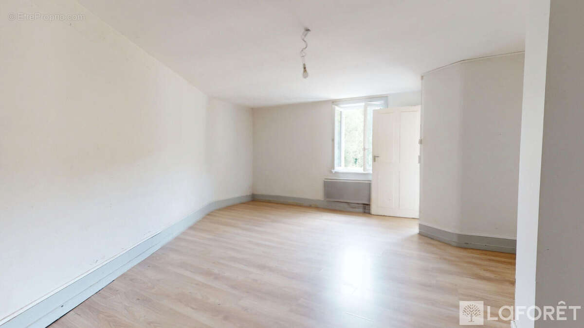 Maison à LE PERREON