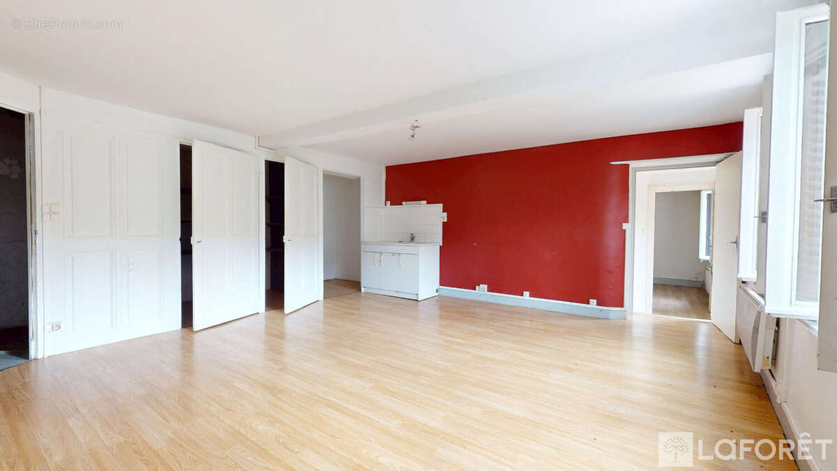 Maison à LE PERREON