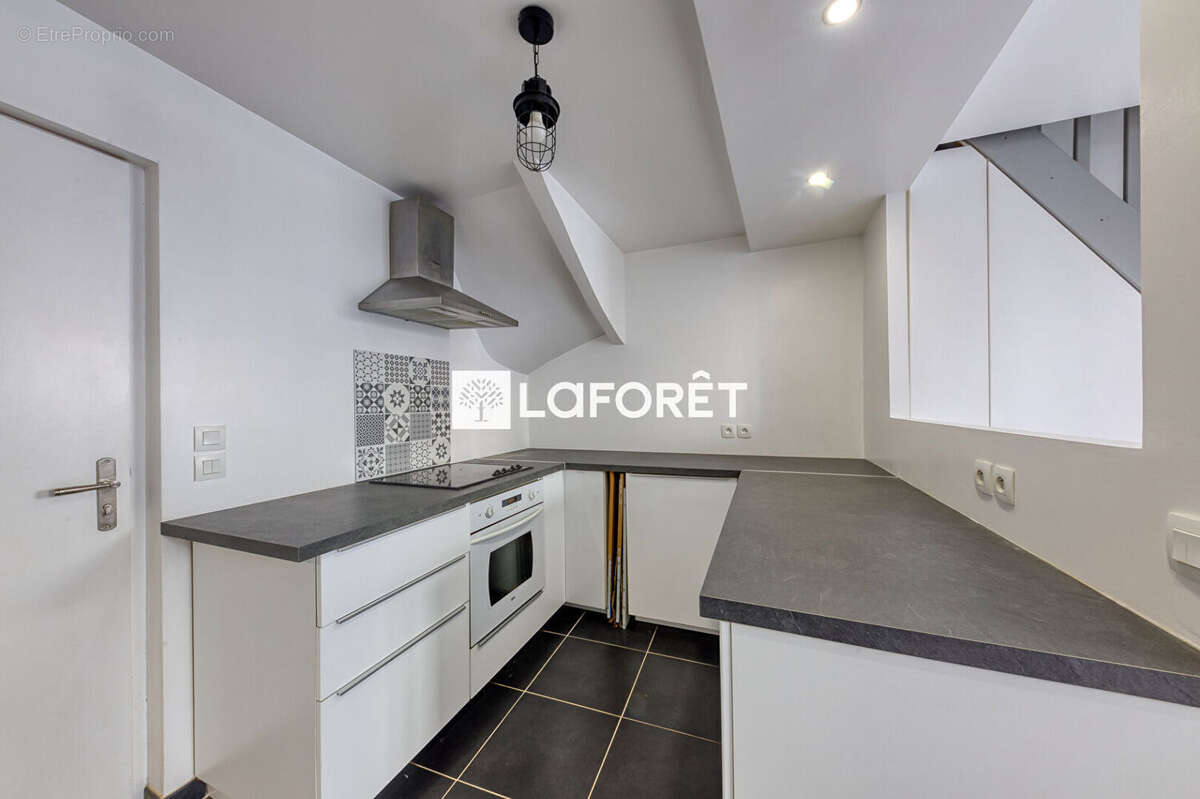 Appartement à SANTENY