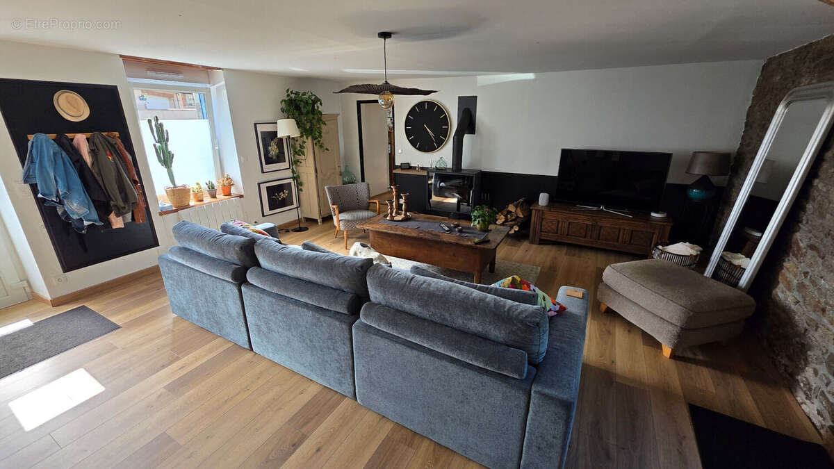 Maison à MINIAC-MORVAN