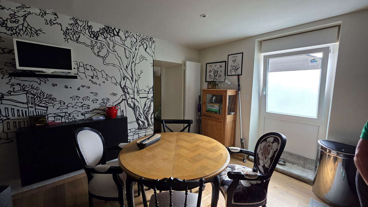 Maison à MINIAC-MORVAN