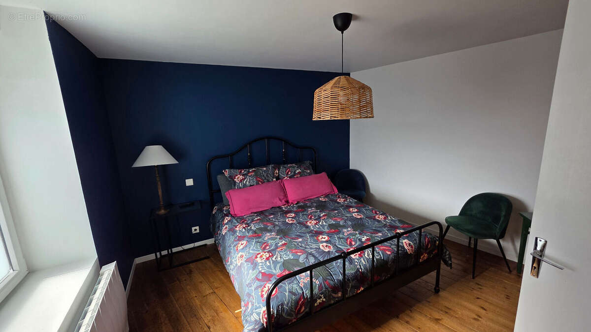 Maison à MINIAC-MORVAN