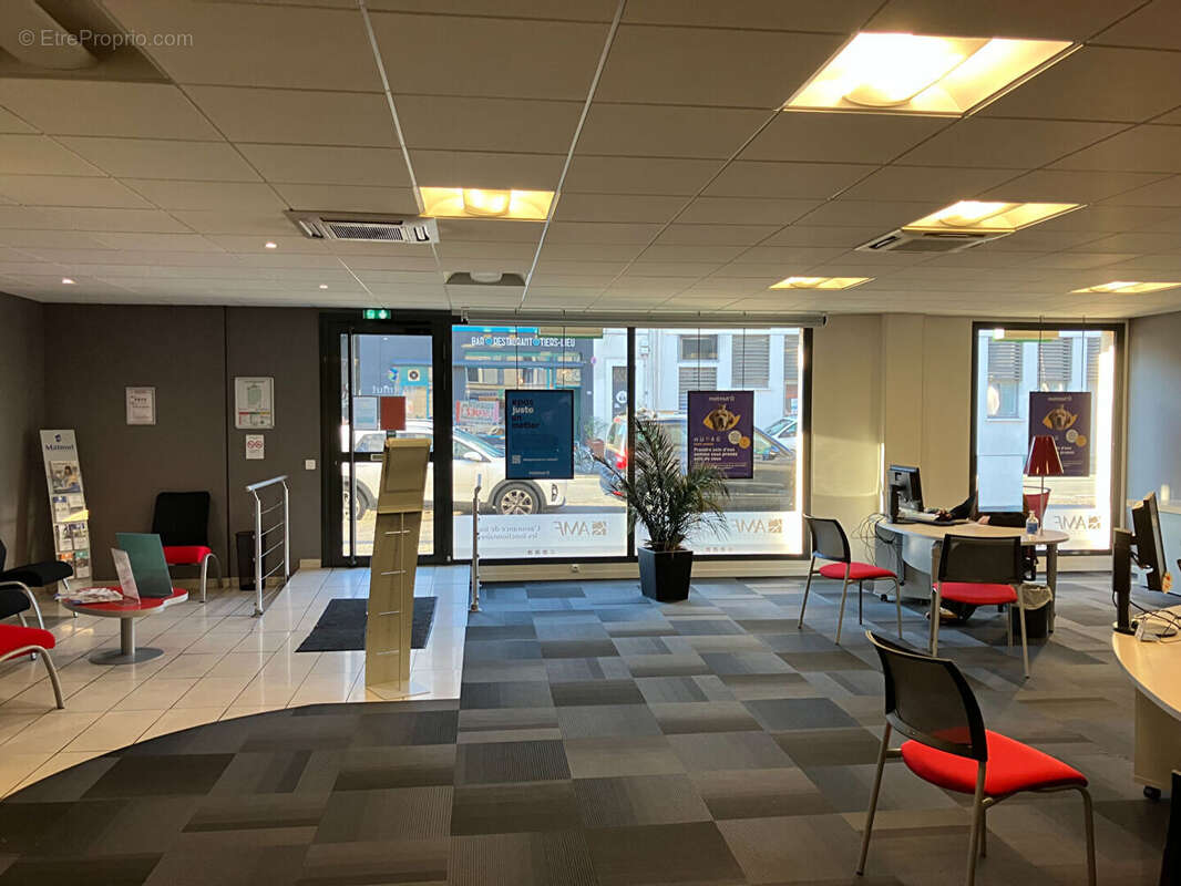 Commerce à POITIERS