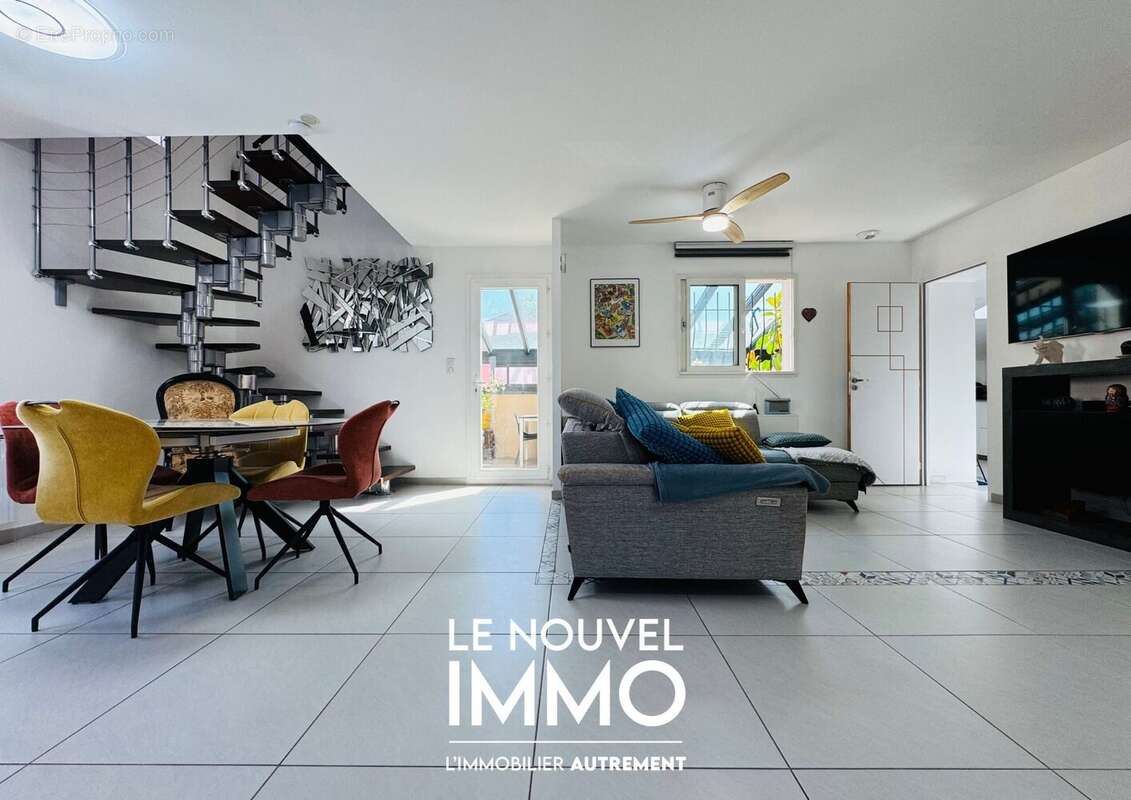 Maison à CHATEAUNEUF-LES-MARTIGUES