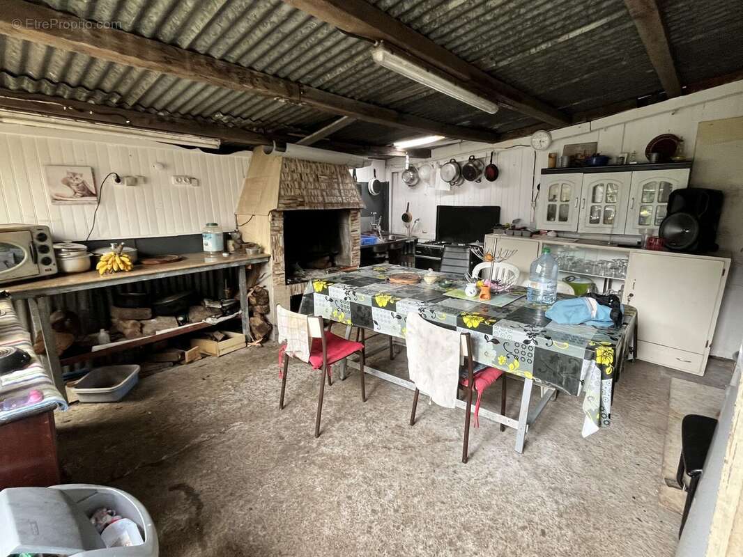 Maison à LA PLAINE-DES-PALMISTES