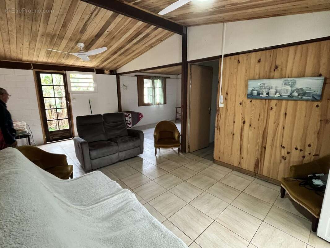 Maison à LA PLAINE-DES-PALMISTES