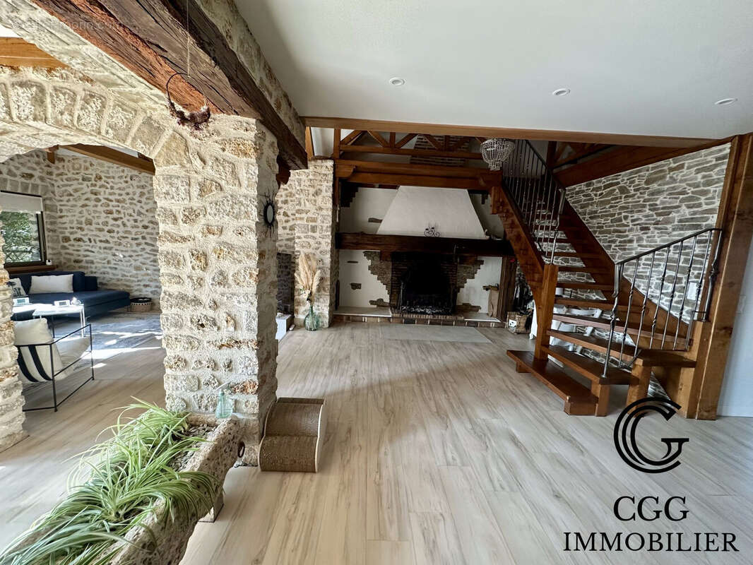 Maison à BALLANCOURT-SUR-ESSONNE