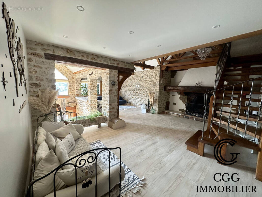 Maison à BALLANCOURT-SUR-ESSONNE