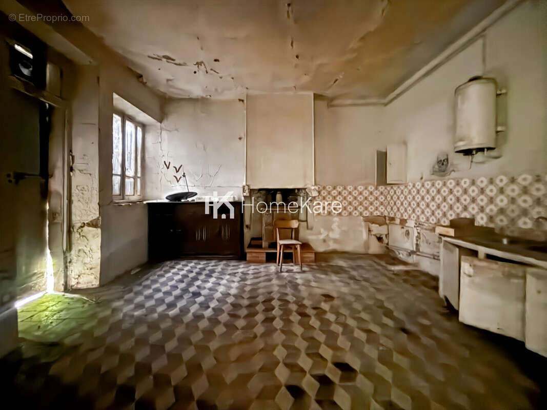 Autre à MONTESQUIEU-VOLVESTRE