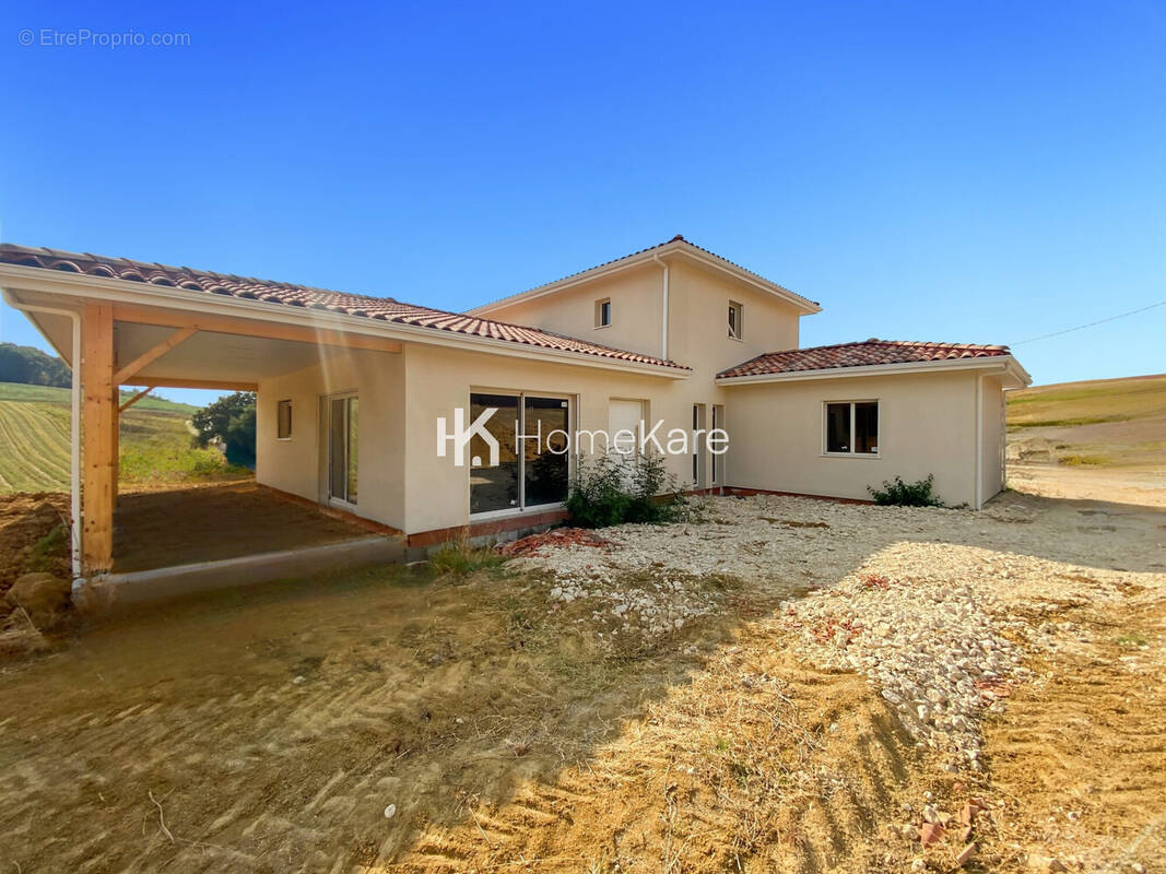 Maison à BEAUMONT-DE-LOMAGNE