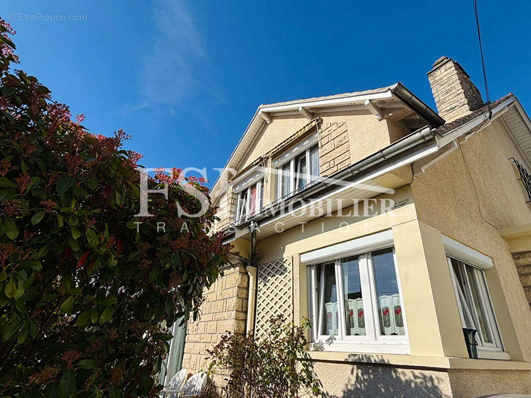 Maison à SAINT-LEU-LA-FORET