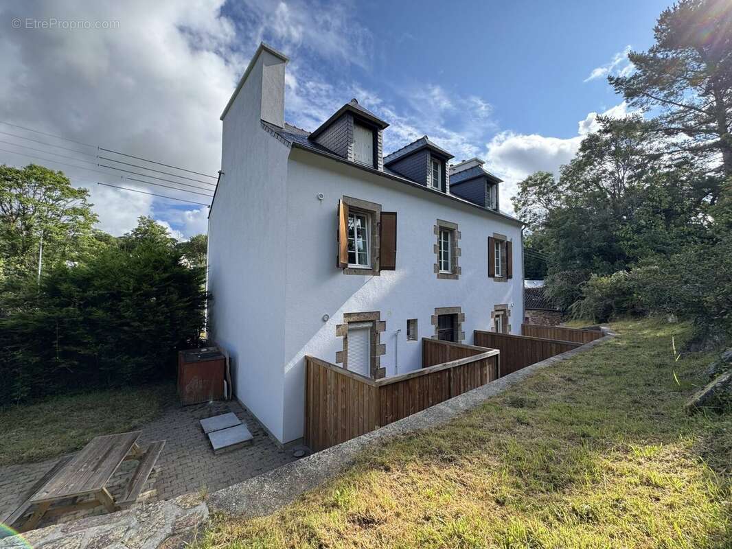 Appartement à BOHARS