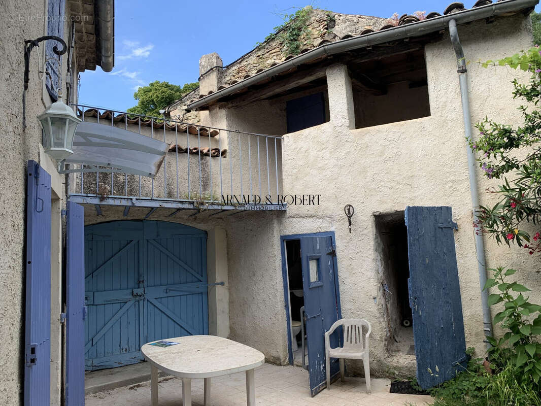 Maison à LA BEGUDE-DE-MAZENC