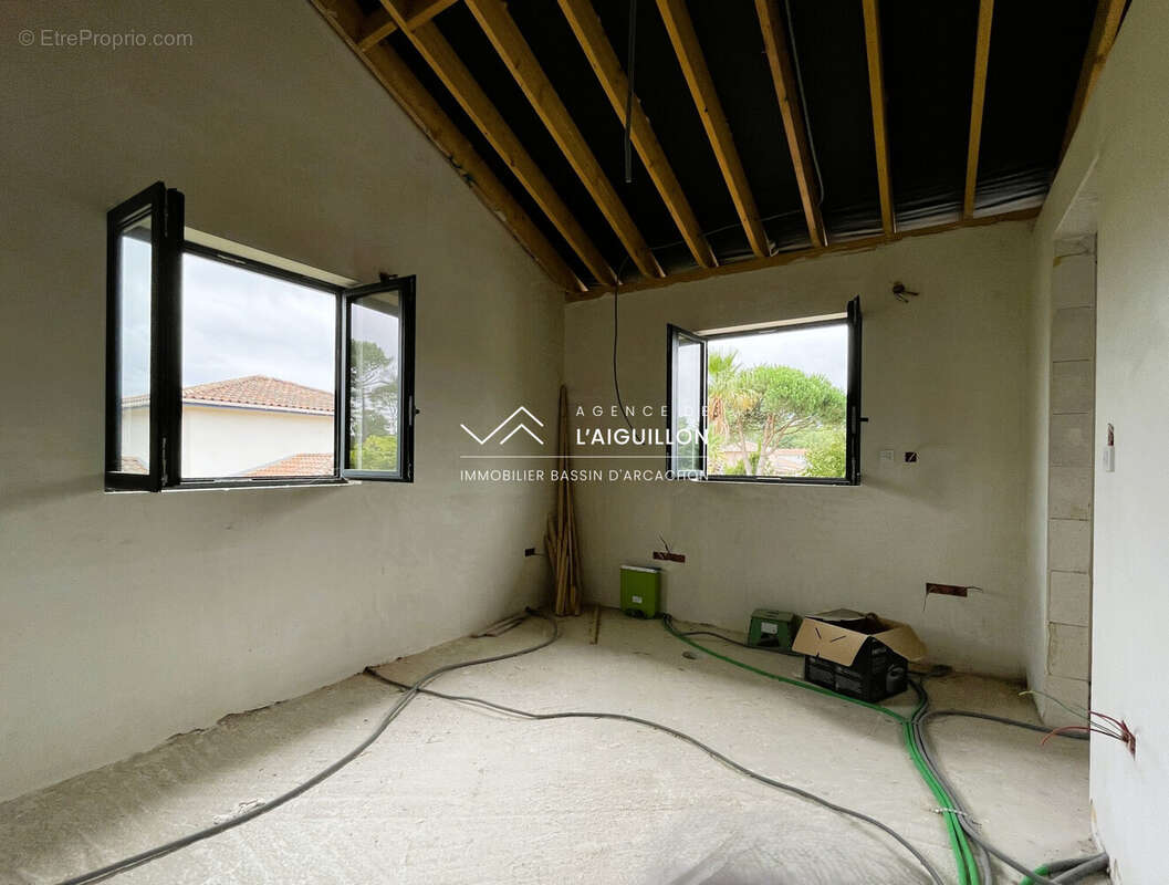 Maison à GUJAN-MESTRAS