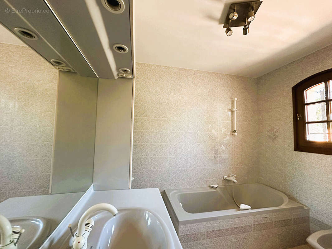 Maison à AIX-EN-PROVENCE